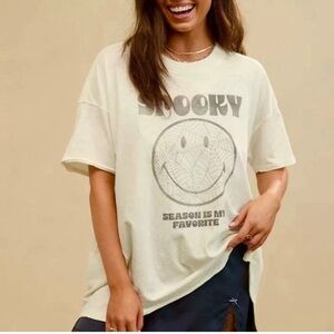 Aerie Cream Graphic Tee - Short Sleeve